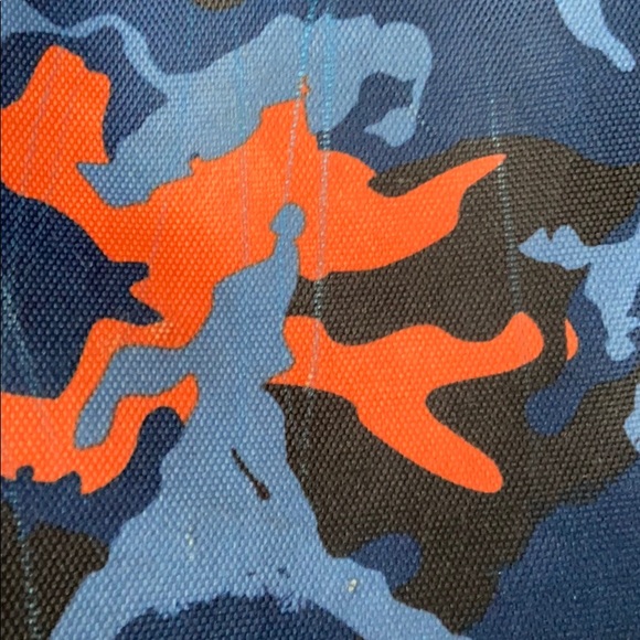 Camo backpack 🎒 - Picture 3 of 5